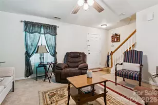 10420 Hugue Way, Charlotte, NC 28214 - Photo 4