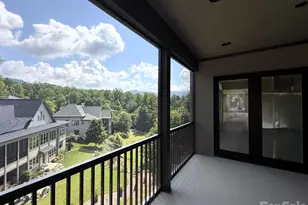 47 Versailles Ln, Asheville, NC 28804 - Photo 18