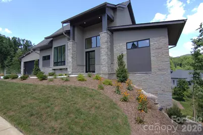 47 Versailles Lane, Asheville, NC 28804 - Photo 2