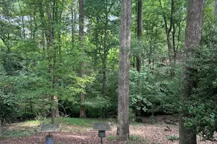 511 Crestview Dr, Albemarle, NC 28001 - Photo 2