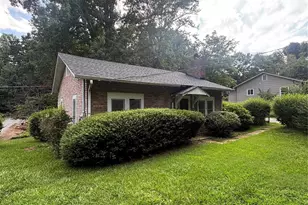 40 Beaver St, Tryon, NC 28782 - Photo 1