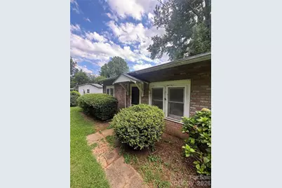 40 Beaver Street, Tryon, NC 28782 - Photo 2