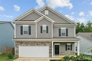 6100 Gala Ln, Charlotte, NC 28215 - Photo 2