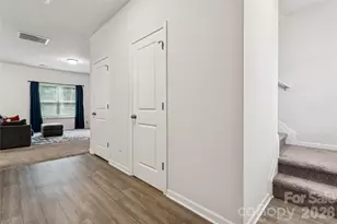 6100 Gala Ln, Charlotte, NC 28215 - Photo 6