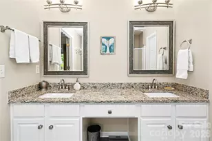 15117 Northsprings Dr, Charlotte, NC 28277 - Photo 26