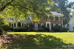 842 Ashmeade Rd, Charlotte, NC 28211 - Photo 1