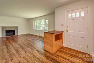 10 Meadowview Rd, Asheville, NC 28804 - Photo 4