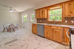 10 Meadowview Rd, Asheville, NC 28804 - Photo 14