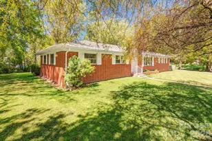 10 Meadowview Rd, Asheville, NC 28804 - Photo 2
