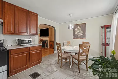 2101 Highland Street, Charlotte, NC 28208 - Photo 6