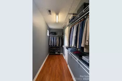 8946 Meadowmont View Drive, Charlotte, NC 28269 - Photo 16