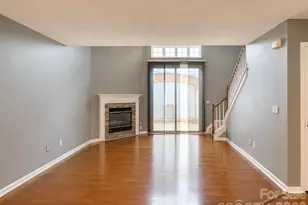 8946 Meadowmont View Dr, Charlotte, NC 28269 - Photo 26