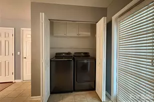 8946 Meadowmont View Dr, Charlotte, NC 28269 - Photo 30