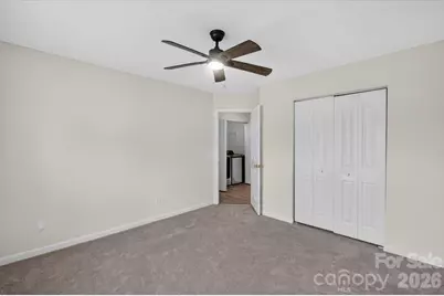 8100 Laurel Run Drive, Charlotte, NC 28269 - Photo 16