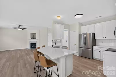 8100 Laurel Run Drive, Charlotte, NC 28269 - Photo 2