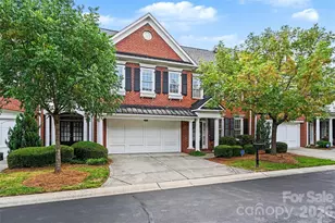 7526 Bluestar Ln, Charlotte, NC 28226 - Photo 2