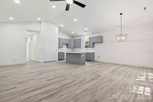 505 E Dunlap St, Lancaster, SC 29720 - Photo 4
