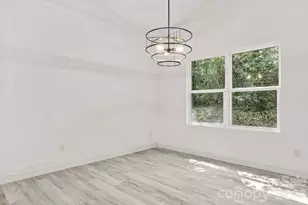 505 E Dunlap St, Lancaster, SC 29720 - Photo 10