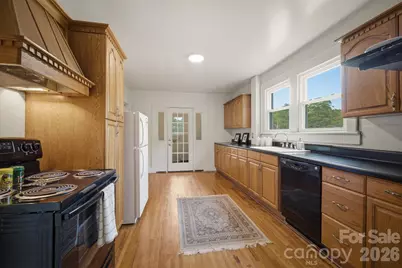 1205 E Union Street, Morganton, NC 28655 - Photo 14