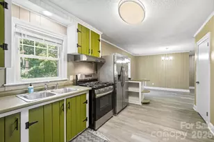 317 E 4th Ave, Gastonia, NC 28054 - Photo 18