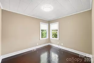 317 E 4th Ave, Gastonia, NC 28054 - Photo 24