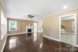 317 E 4th Ave, Gastonia, NC 28054 - Photo 6