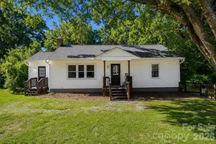 317 E 4th Ave, Gastonia, NC 28054 - Photo 2
