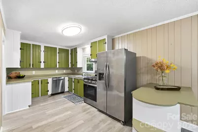 317 E 4th Avenue, Gastonia, NC 28054 - Photo 16