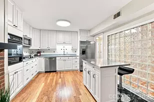 6606 Bunker Hill Cir, Charlotte, NC 28210 - Photo 10