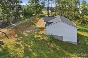 7 Greenridge Rd, Weaverville, NC 28787 - Photo 6