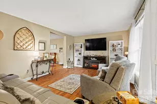 47 Fox Rd, Asheville, NC 28804 - Photo 8