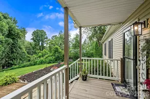 47 Fox Rd, Asheville, NC 28804 - Photo 4