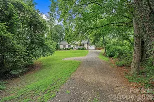 47 Fox Rd, Asheville, NC 28804 - Photo 22