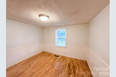 1017 White Lane, Gastonia, NC 28052 - Photo 12