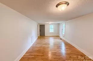 1017 White Ln, Gastonia, NC 28052 - Photo 6