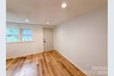1017 White Lane, Gastonia, NC 28052 - Photo 8