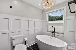 7340 Lake Front Dr, Charlotte, NC 28278 - Photo 6