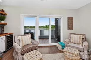 7340 Lake Front Dr, Charlotte, NC 28278 - Photo 2