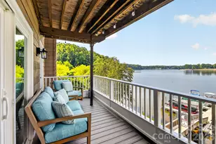 7340 Lake Front Dr, Charlotte, NC 28278 - Photo 10