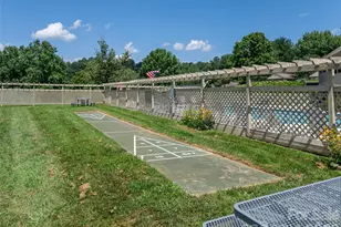 1406 Abbey Cir, Asheville, NC 28805 - Photo 34