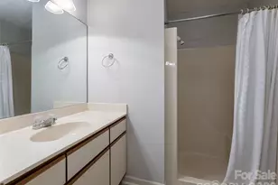 1406 Abbey Cir, Asheville, NC 28805 - Photo 20