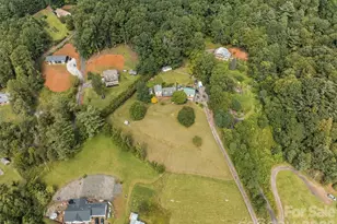 263 Pilgrims Ln, Burnsville, NC 28714 - Photo 34