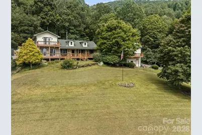 263 Pilgrims Lane, Burnsville, NC 28714 - Photo 1