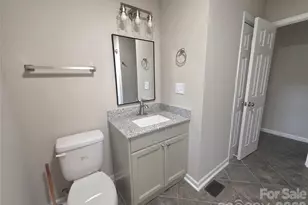 733 Crestwood Ave, Gastonia, NC 28054 - Photo 18