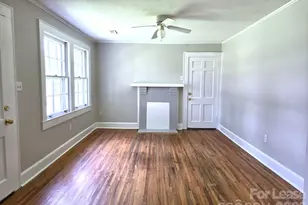 244 Dakota St, Charlotte, NC 28216 - Photo 2