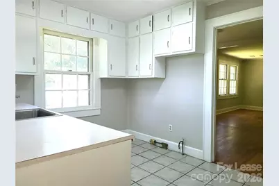 244 Dakota Street, Charlotte, NC 28216 - Photo 4