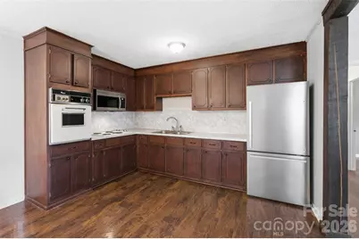 3776 Newhall Drive NW, Conover, NC 28613 - Photo 6