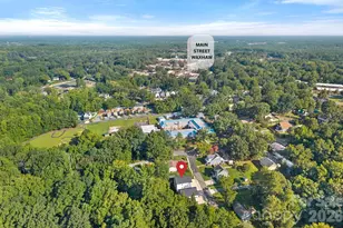 427 Arbor Dr, Waxhaw, NC 28173 - Photo 2