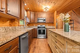 7803 Nc 183 None, Newland, NC 28657 - Photo 8