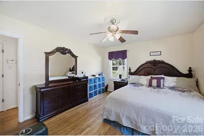 5218 Dolphin Lane, Charlotte, NC 28215 - Photo 20